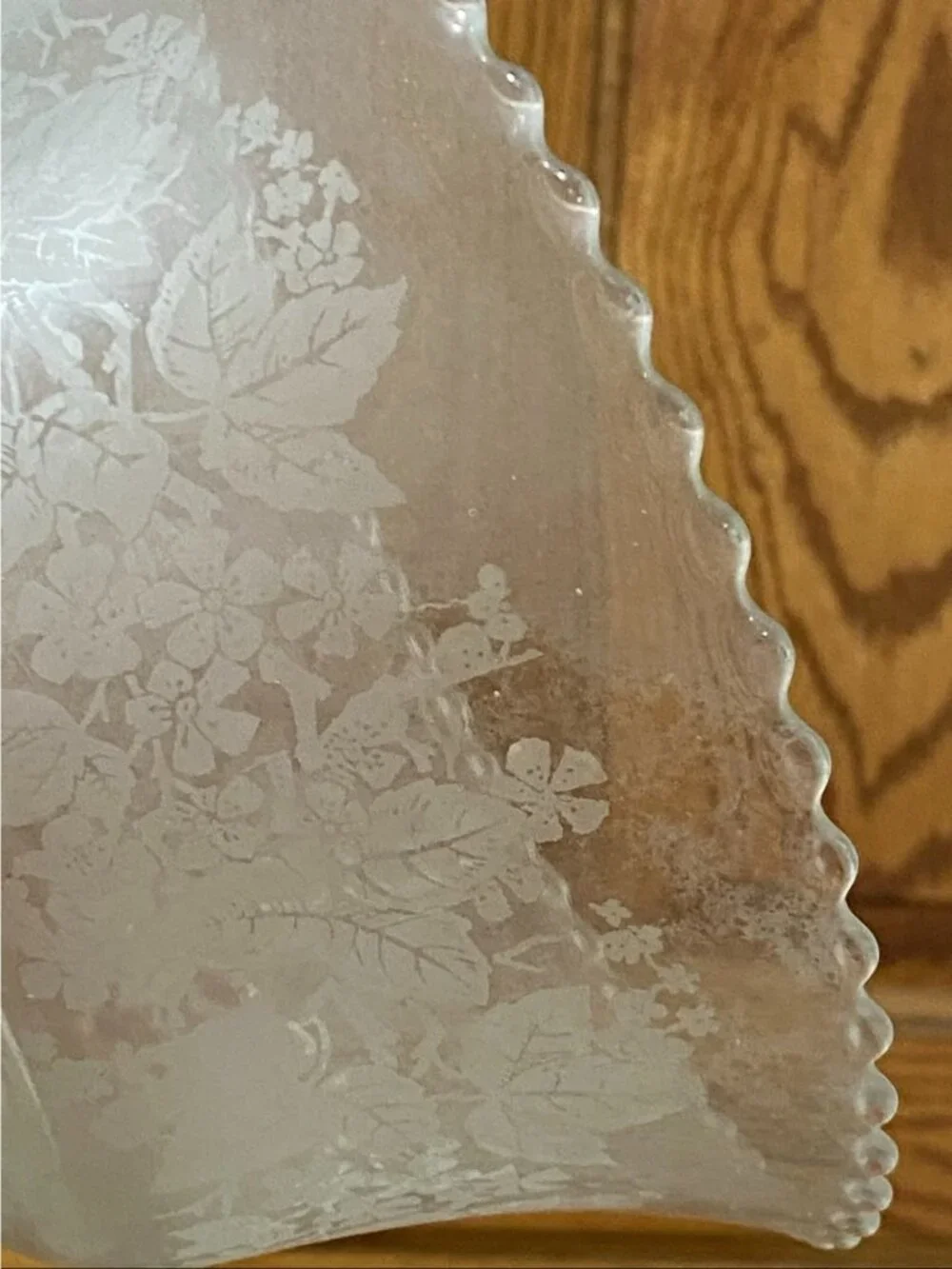 Antique Floral Etching Scalloped Edge Frosted Bell Gas Light Etched Glass Shade